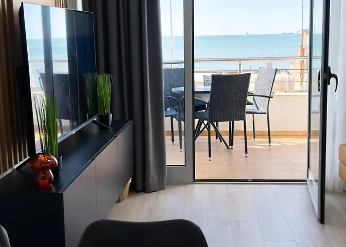 Black Pearl By Tok Apartment